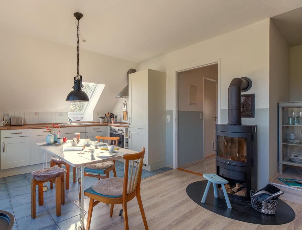 Ferienwohnung Leichtes Gepaeck Pellworm Exterior foto